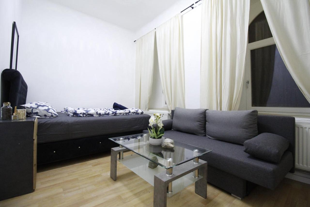Comfort Triple Room Th Vienne Extérieur photo