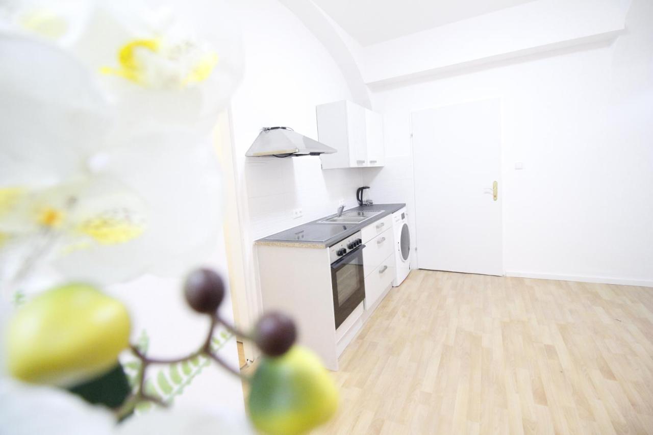 Comfort Triple Room Th Vienne Extérieur photo